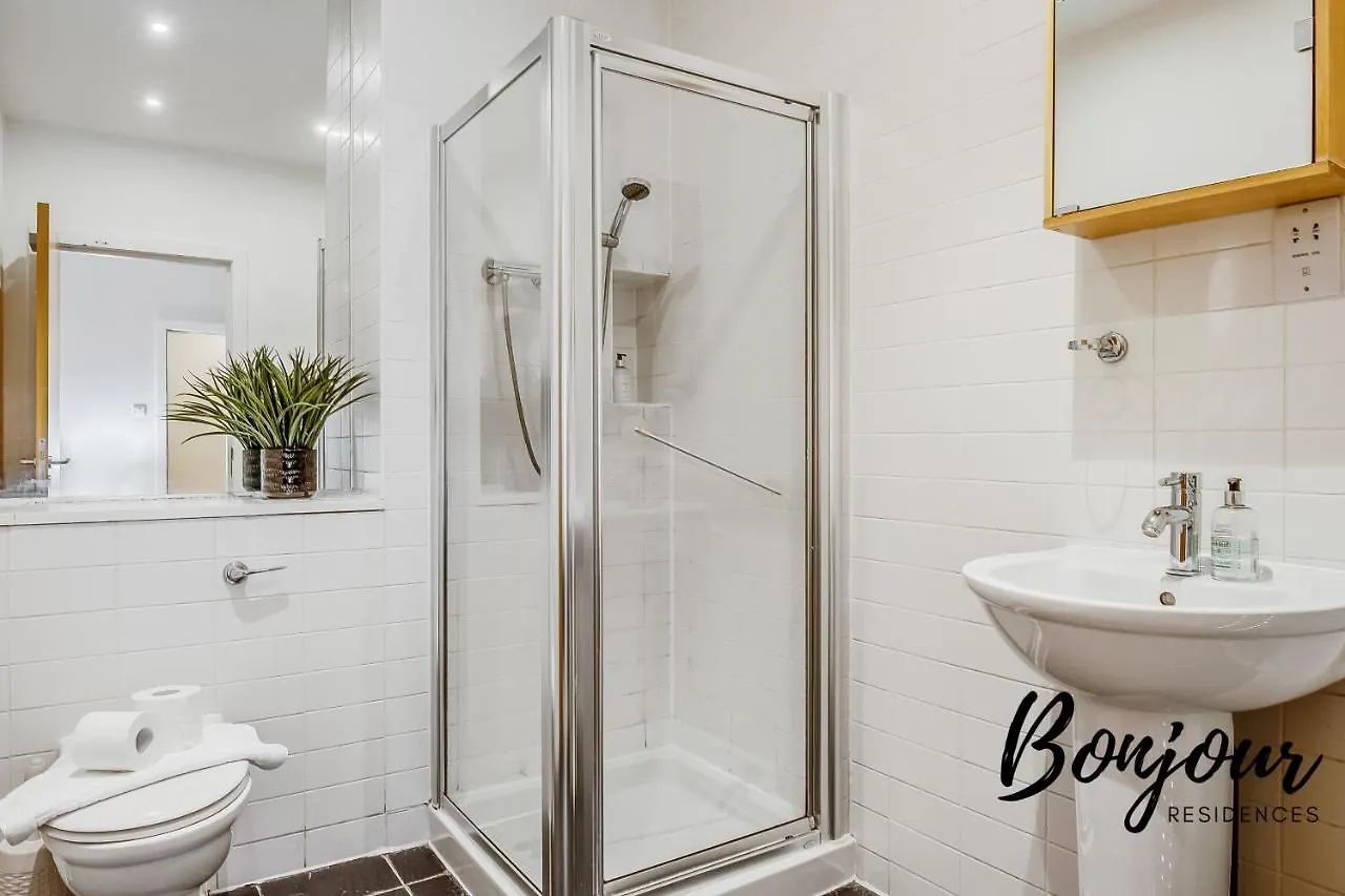 Spacious 2Br-2Ba - Grassmarket - Free Parking By Bonjour Residences Edinburgh Apartment