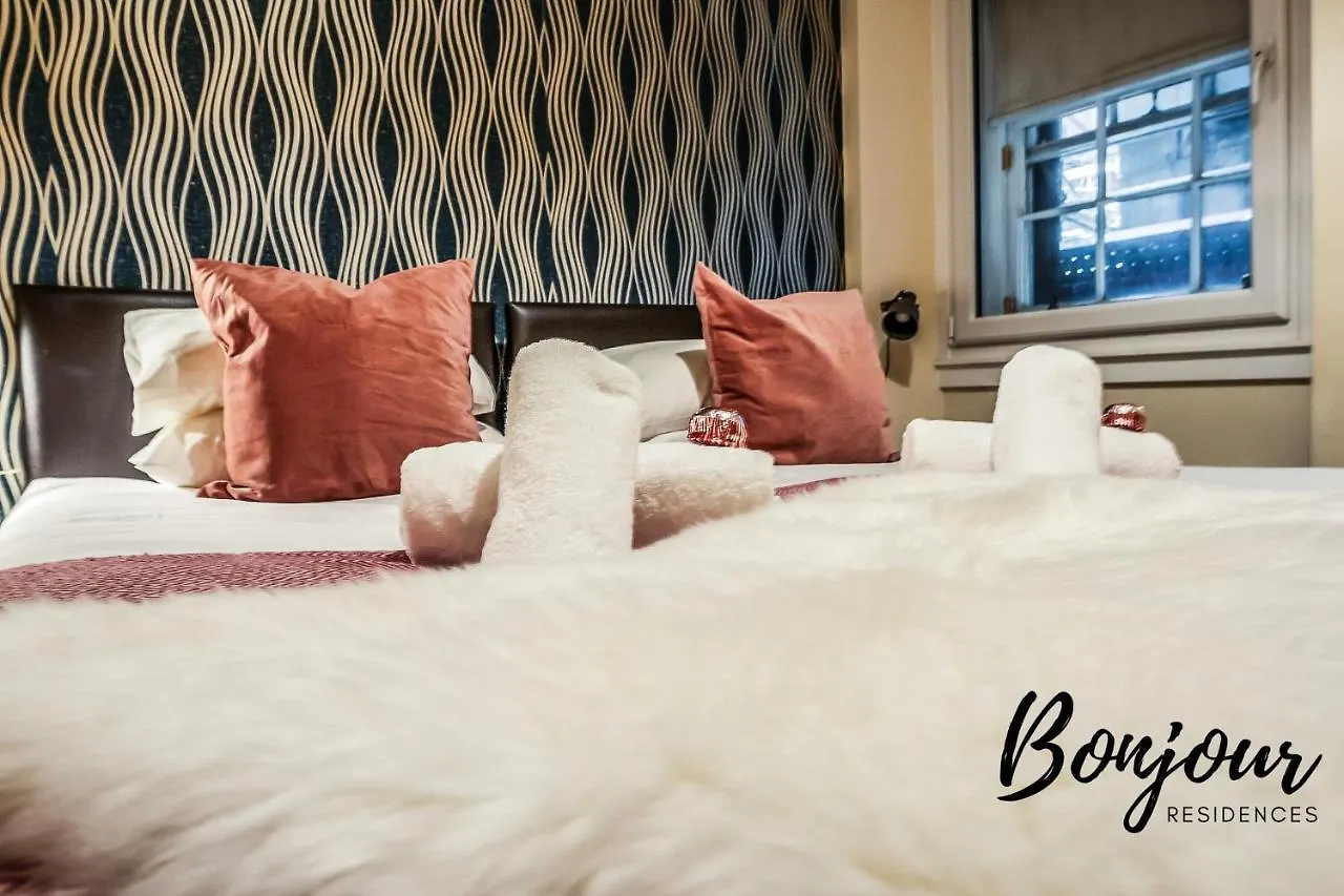 Spacious 2Br-2Ba - Grassmarket - Free Parking By Bonjour Residences Edinburgh 0*,  United Kingdom